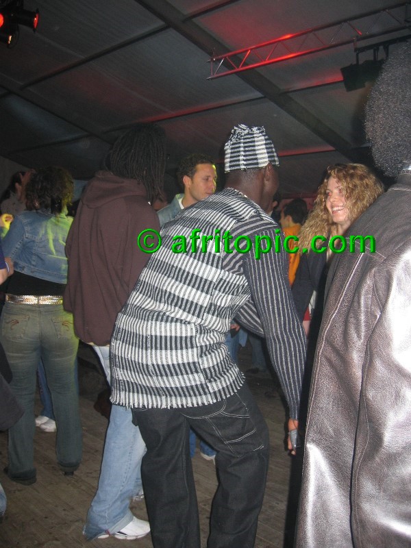 ../Images/afw2006c 442.jpg